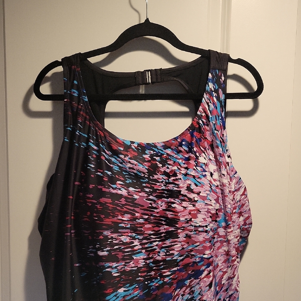 Colorful Abstract Tank Top - Picture 2 of 9